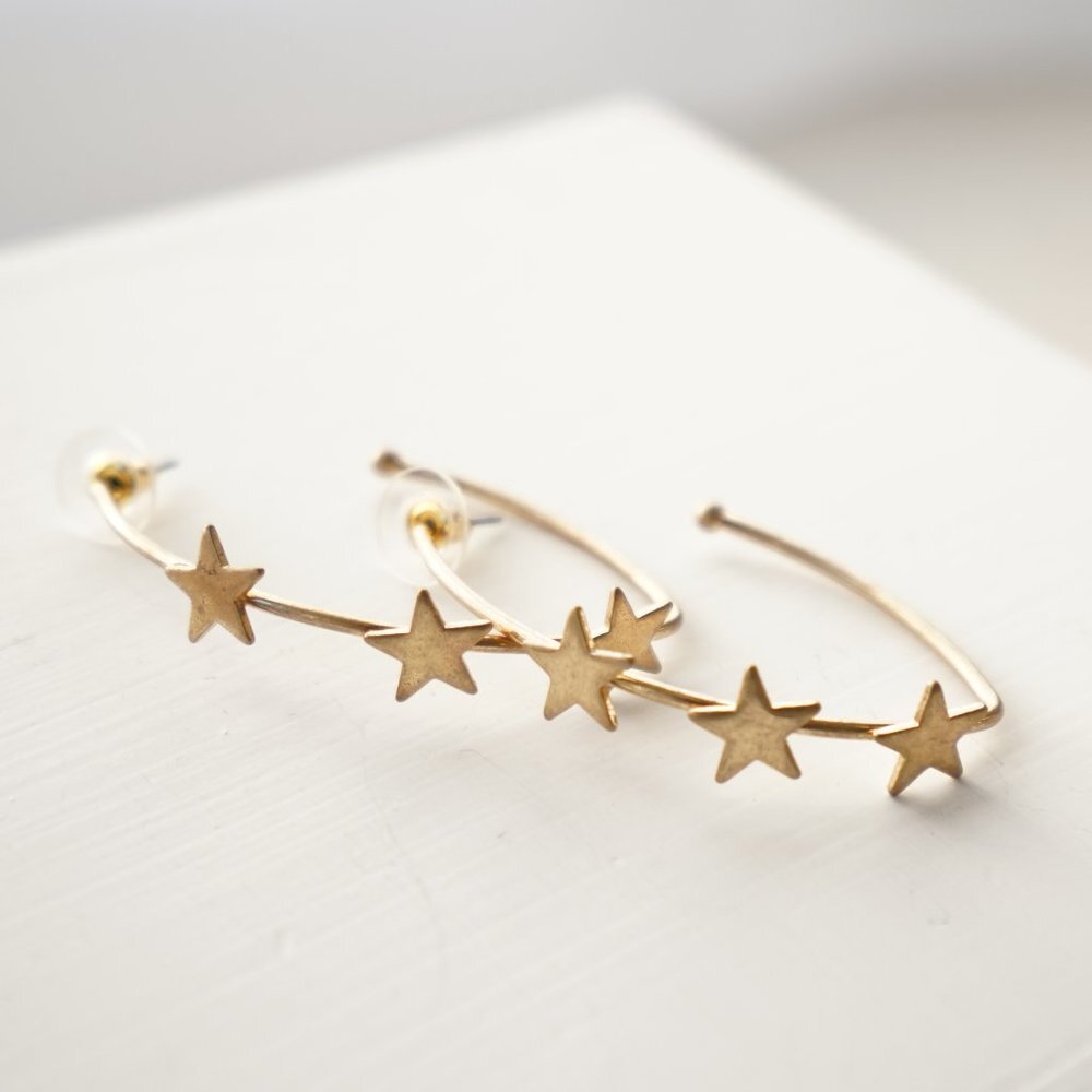 4/$25 Triple Star Hoop Earrings Gold